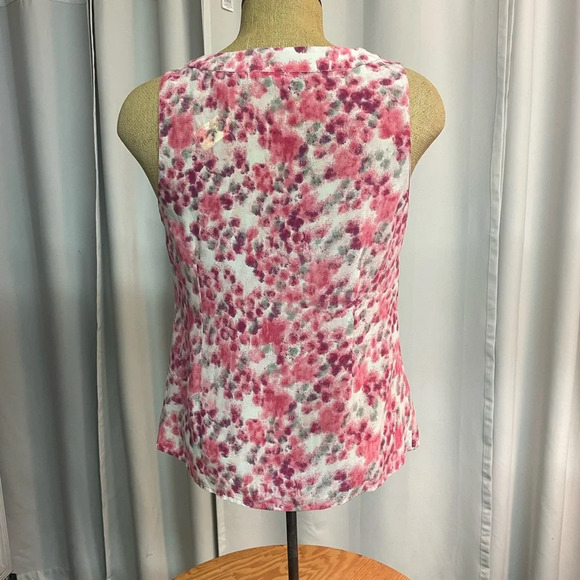 Halogen women’s tank 100% silk size medium Petite
Excellent condition - Picture 2 of 5